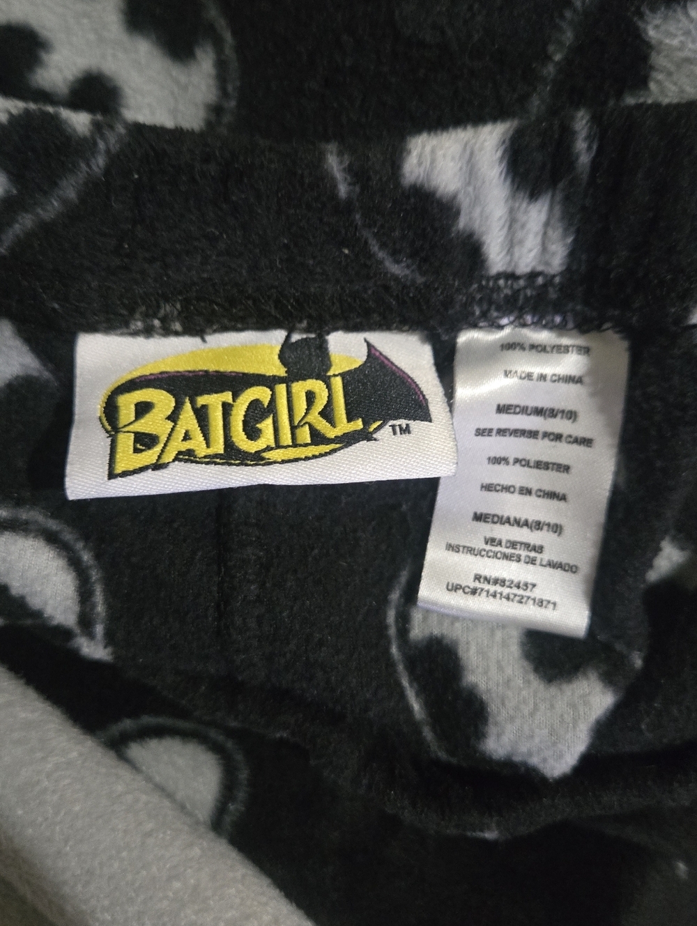 Batgirl Women's Pajama Set - Picture 5 of 5